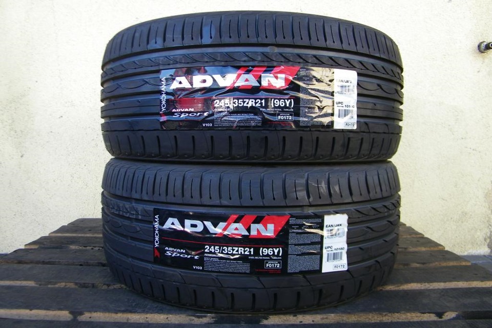 Yokohama Advan Sport V103 Reifen 245/35 ZR21 96Y XL