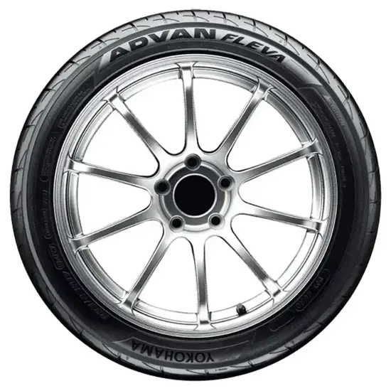 Yokohama Advan Fleva V701 Reifen 205/55 R15 88V