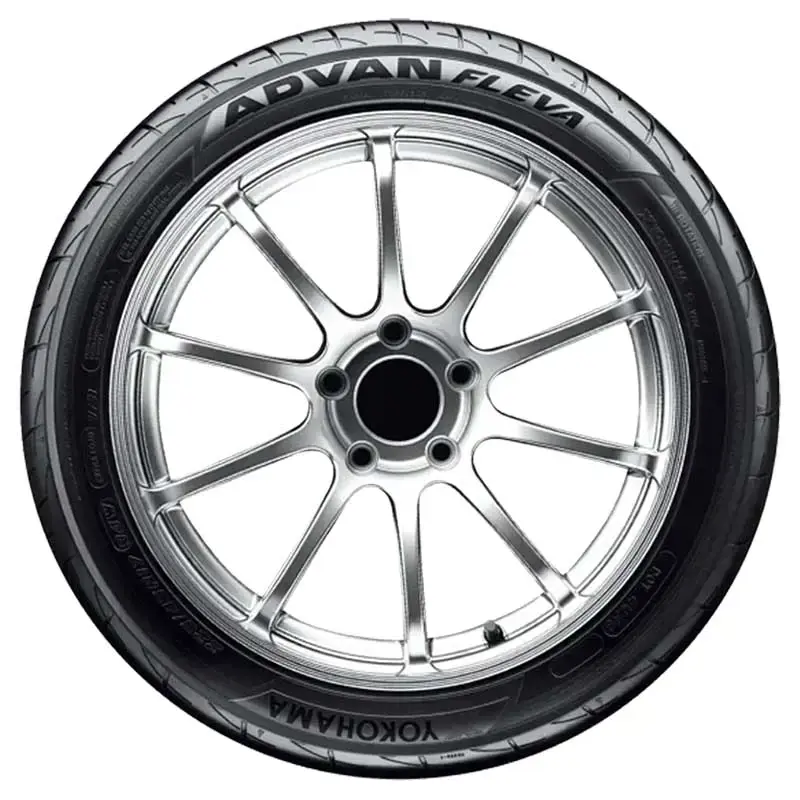 Yokohama Advan-Fleva (V701) 225/50 R17 98W